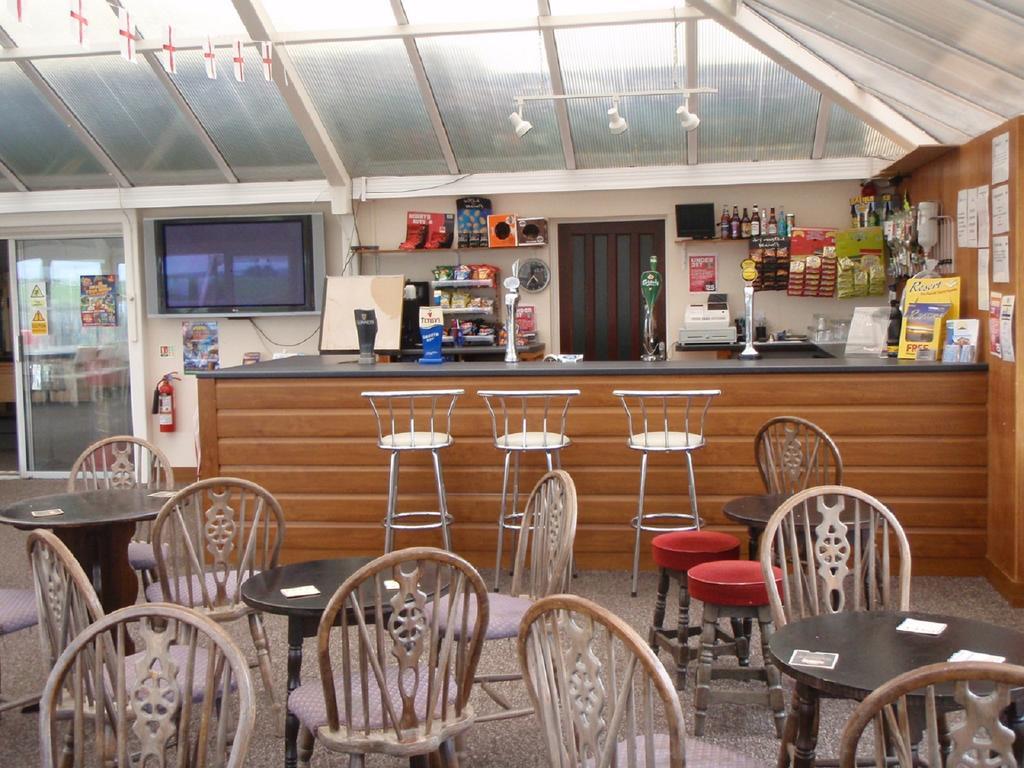 Chalets & Lodges At Atlantic Bays Holiday Park 패드스토 외부 사진