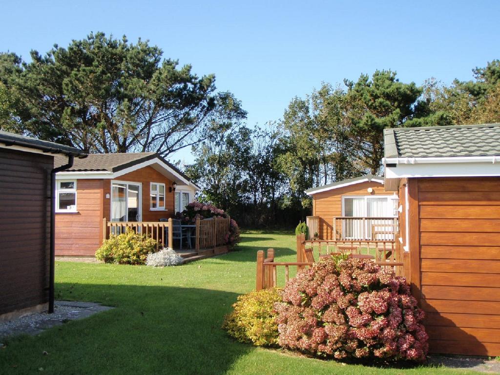Chalets & Lodges At Atlantic Bays Holiday Park 패드스토 외부 사진
