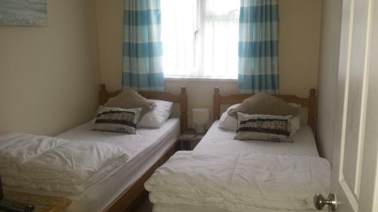 Chalets & Lodges At Atlantic Bays Holiday Park 패드스토 외부 사진