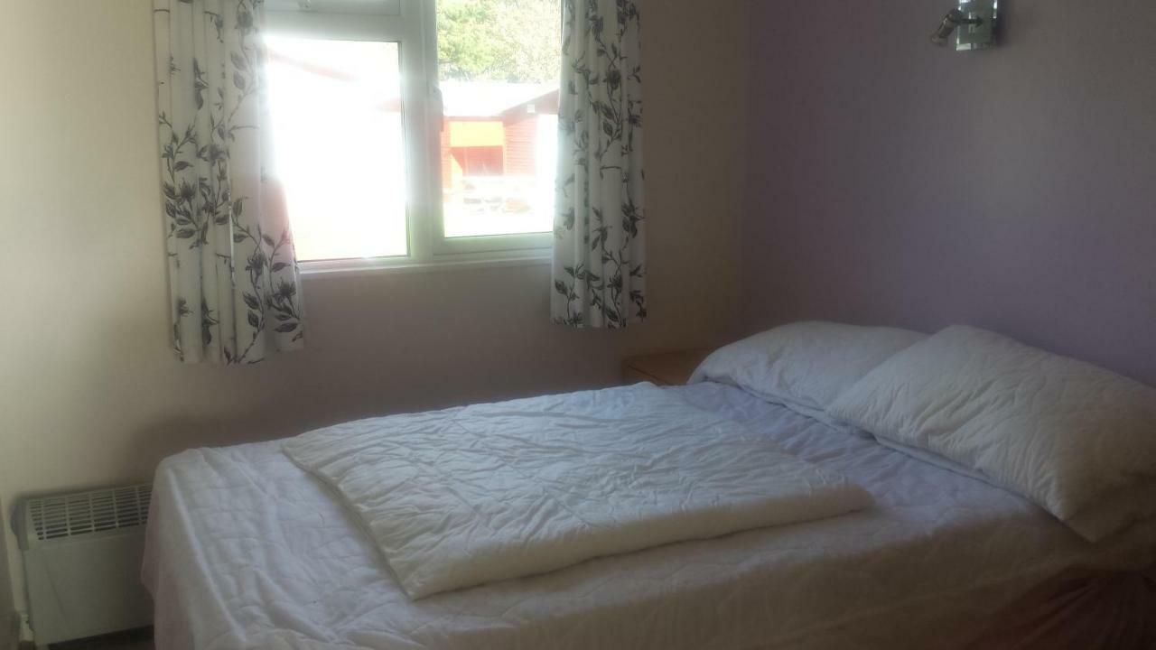 Chalets & Lodges At Atlantic Bays Holiday Park 패드스토 외부 사진